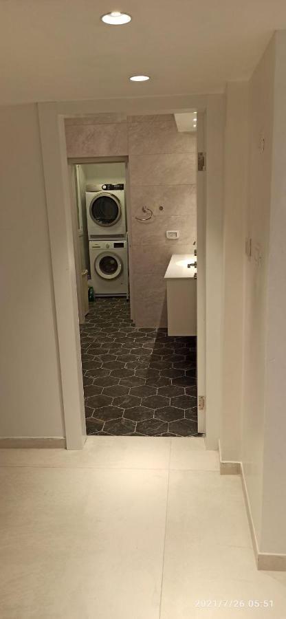 Nitsa Sea View Luxurious Apartment Netanya Bagian luar foto
